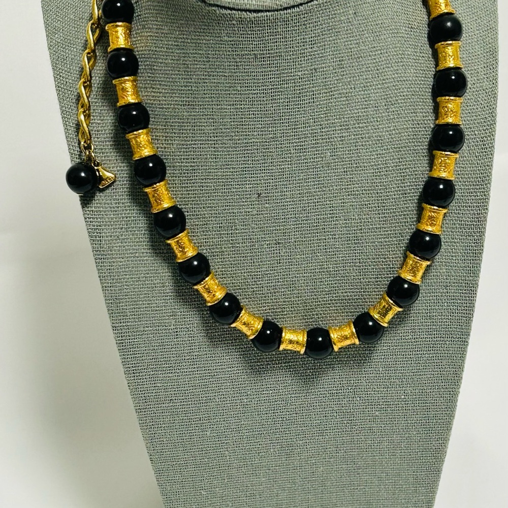 Gold & Black Beaded Women's Necklace Liz Claiborne Vintage 1980s Excellent